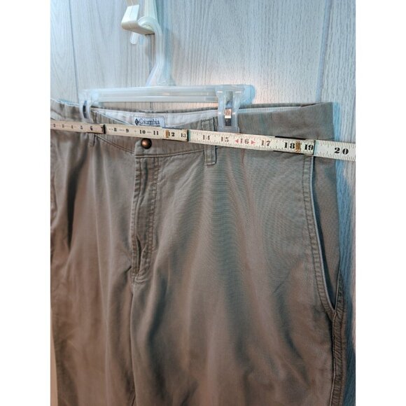 Columbia Regular Fit Men’s Khaki Flat Front Pants Size 40x29 Cotton READ - Picture 9 of 11